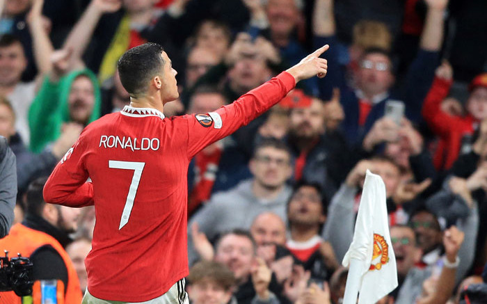 Manchester United Fans Are Burning Cristiano Ronaldo Shirts