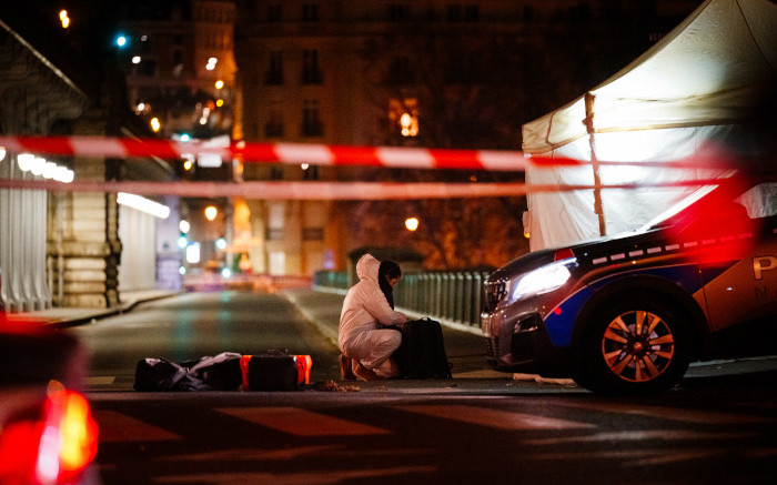 Paris knife attacker ‘swore allegiance to Islamic State’