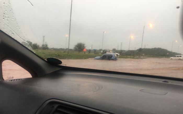 N12 flooding brings Potch traffic to standstill, more rains expected - Eyewitness News