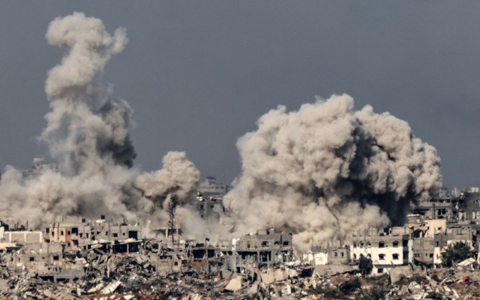 Israel strikes Gaza after US blocks ceasefire bid by the UN