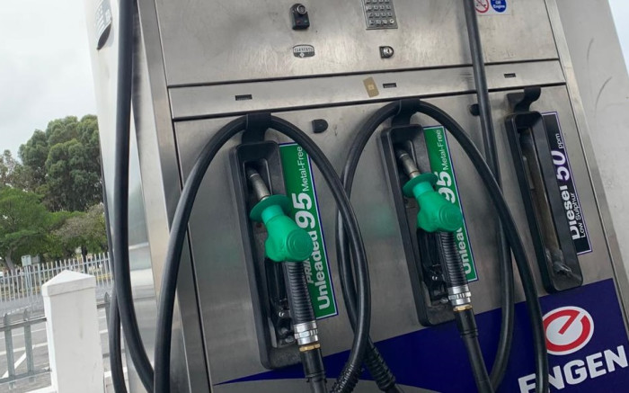Le département de l’énergie entame un processus formel de déréglementation du prix de l’essence en Afrique du Sud