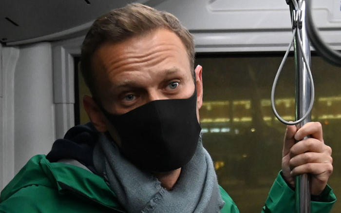 navalny-says-health-deteriorating-suffering-sleep-deprivation-torture