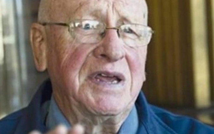 former-apartheid-era-minister-adriaan-vlok-dies