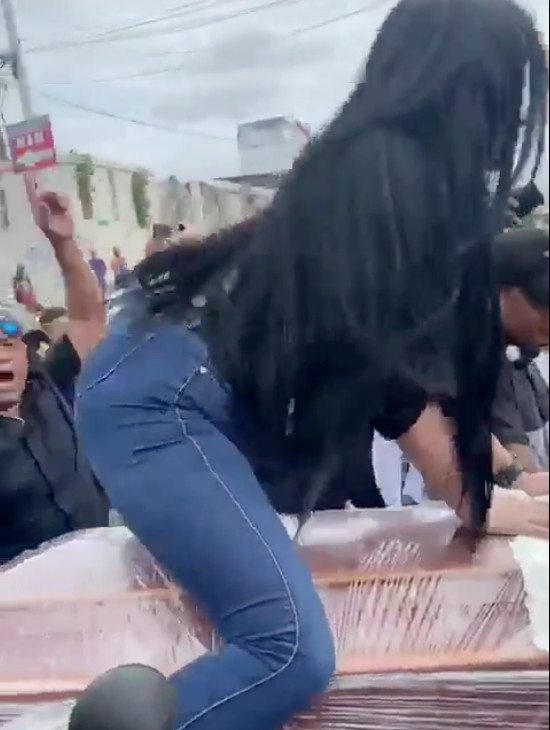 Watch Woman Twerking On Man S Coffin Goes Viral And Leaves People