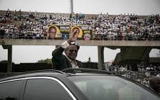 IFP leader Mangosuthu Buthelezi greets supporters at Chatsworth stadium during the launch of the party's 2019 election manifesto. Picture: Picture: Sethembiso Zulu/EWN.