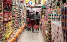 Customers shopping at Shoprite. Picture: Abigail Javier/EWN