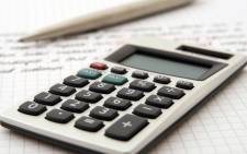 accountant-accounting-adviser-advisor-maths-calculatorjpeg