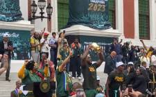 Springboks' captain Siya Kolisi lifts the Webb Ellis Cup outside Parliament during the Rugby World Cup 2023 champions' Cape Town leg of their trophy tour on 3 November 2023. Picture: Screenshot