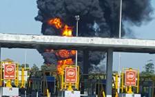 A fuel tanker exploded at the Mvoti Toll Plaza in KwaZulu-Natal on 27 March 2016. Picture: @KovilenR/Twitter