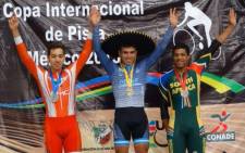 Nolan Hoffman (right) claimed a bronze medal in the 15km Scratch race at the Copa Internaçional de Pista in Mexico at the weekend. Photo: supplied by Team Abantu