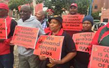 FILE: Cosatu members strike against the country's high unemployment and the unbundling of Eskom on 13 February 2019. Picture: @_cosatu/Twitter
