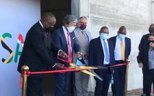 President Cyril Ramaphosa and  NantWorks founder, Dr Patrick Soon-Shiong, at the launch of the NantSA vaccine manufacturing campus at Brackengate in Cape Town on 19 January 2022. Picture: Kevin Brandt/Eyewitness News