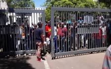 Police have denied students access onto the University of Pretoria campus. Picture: Kgothatso Mogale/EWN.