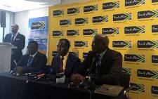 Mineral Resources Minister Mosebenzi Zwane (C) addresses the media on 6 February 2017 during the annual mining sector indaba in Cape Town. Picture: Ilze-Marie le Roux/EWN.
