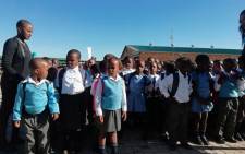 Grade 1 learners at the new Menzi Primary School in Tsakane in Ekurhuleni, Gauteng on 9 January 2019. Picture: EWN