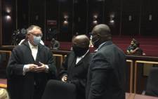FILE: Jacob Zuma’s legal team and senior State prosecutor Advocate Billy Downer exchange a few words in the Pietermaritzburg High Court on 23 February 2021. Picture: Nkosikhona Duma/Eyewitness News