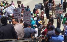FILE: Protesting District Six residents demonstrated at the Civic Centre in 2015 over the land claims process. Picture: Siyabonga Sesant/EWN
