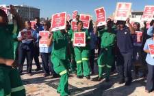FILE: EMS staff in Cape Town protested against attacks on staff on 10 March 2017. Picture: Lauren Isaacs/EWN