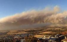 Smoke from the fire in Somerset West covers the sky. Picture: Twitter