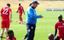 Wits coach Gaving Hunt overseas a training session. Picture: @BidvestWits/Twitter