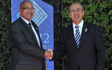 President Jacob Zuma is welcomed by Mexican President Felipe Calderon for the G20 Summit in Los Cabos. Picture: GCIS