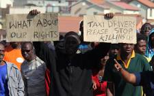 Olievenhoutbosch residents protest against taxi drivers who prevented them from using Tshwane municipal buses in the morning. Picture: Taurai Maduna/EWN
