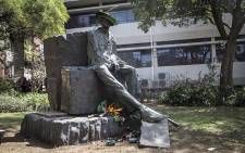FILE: A statue of former apartheid era leader CR swart was vandalised on the University of the Free State main campus in Bloemfontein. Picture: Reinart Toerien/EWN."