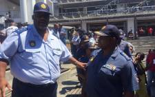 Acting National Police Commissioner Khomotso Pahlane (right) during a walkabout at the V&A Waterfront. Picture: Xolani Koyana/EWN.