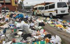 Rubbish has been strewn on the streets of Johannesburg following another violent demostration in the city. Picture: Vumani Mkhize/EWN. 