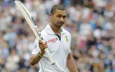 FILE: Alviro Petersen acknowledges the crowd following his dismissal after scoring 182 against England Headingley Carnegie on 3 August 2012. Picture: AFP