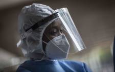 A healthcare worker at the Nasrec Field Hospital in Johannesburg. Picture: Abigail Javier/Eyewitness News
