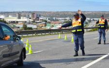 Western Cape traffic officers conducting a roadblock. Picture: @WCGovTPW/Twitter.