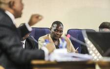 FILE: Suspended National Police Commissioner Riah Phiyega listens to representation by Advocate Dali Mpofu during closing arguments at the inquiry into her fitness to hold office in Centurion on 1 June 2016. Picture: Reinart Toerien/EWN.