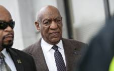 US entertainer Bill Cosby (C) enters the Montgomery County Courthouse for the second day of a hearing regarding charges stemming from an alleged sexual assault in 2004 in Elkins Park, Pennsylvania, USA, 3 February 2016. Picture: EPA/Tracie van Auken