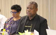 Digital Vibes boss Tahera Mather (L) and former Health Minister Zweli Mkhize. Picture: Tahera Mather/Facebook.