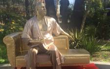 The Harvey Weinstein statue. Picture: @plasticjesusart/Twitter