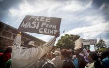 Masiphumelele residents gathered outside Simon’s Town Magistrates Court in support of community activist Lubabalo Vellem. Picture: Thomas Holder/EWN.