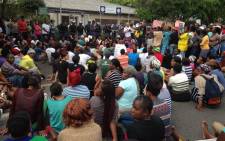 Westlake residents protesting outside the Kirstenhof Police Station. Picture: Lauren Isaacs/EWN. 