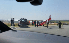Emergency management services have confirmed a light aircraft was forced to make an emergency landing on the N14 highway towards Krugerdorp. Picture: Supplied.