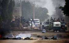 Sudanese forces are deployed around Khartoum's army headquarters on 3 June 2019 as they try to disperse Khartoum's sit-in. Picture: AFP