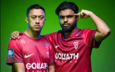 Captain of Goliath Gaming’s FIFA squad, Julio ‘Beast’ Bianchi, and Competitive FIFA player for Giga Hub, Kaylan Moodley. Picture: @SAFAeDiski/Twitter.