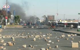 Protestors blocked Koma & Bolani streets in Jabulani, Soweto with rocks and burning tyres on 20 June 2022. Picture: @JoburgMPD/Twitter