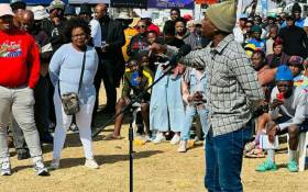 A Kagiso resident addresses police and government officials during the crime imbizo in Kagiso in the West Rand on 7 August 2022. Picture: @SAPoliceService/Twitter