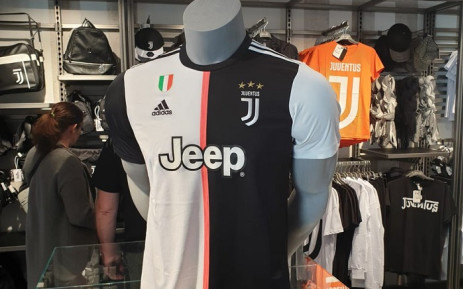 Juventus Lose Their Stripes As New Kit Unveiled