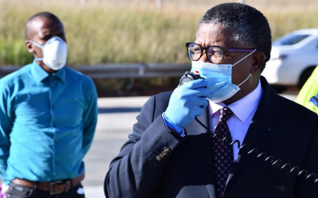 FILE: Transport Minister Fikile Mbalula (R) on 17 April 2020 at a press briefing at the Grasmere toll plaza on the N1. Picture: @MbalulaFikile/Twitter 