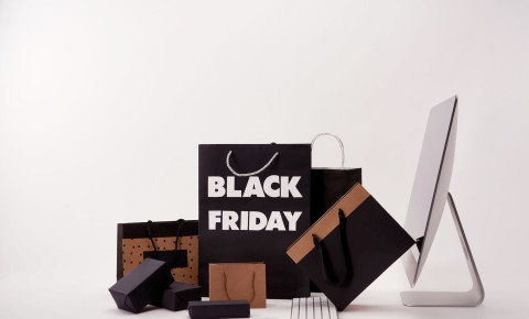 Black Friday shoppers shopping consumerism 123rfbusiness 123rflifestyle 123rf