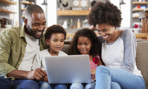 black-family-urban-couple-marriage-parents-children-kids-laptop-technology-123rf
