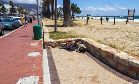 Homeless Camps Bay Cape Town 123rf 123rfbusiness