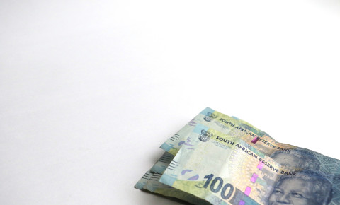 R100 rands economy money cash notes 123rf