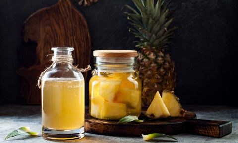 pineapple-beer-home-brew-homemade-drink-alcohol-booze-123rf
